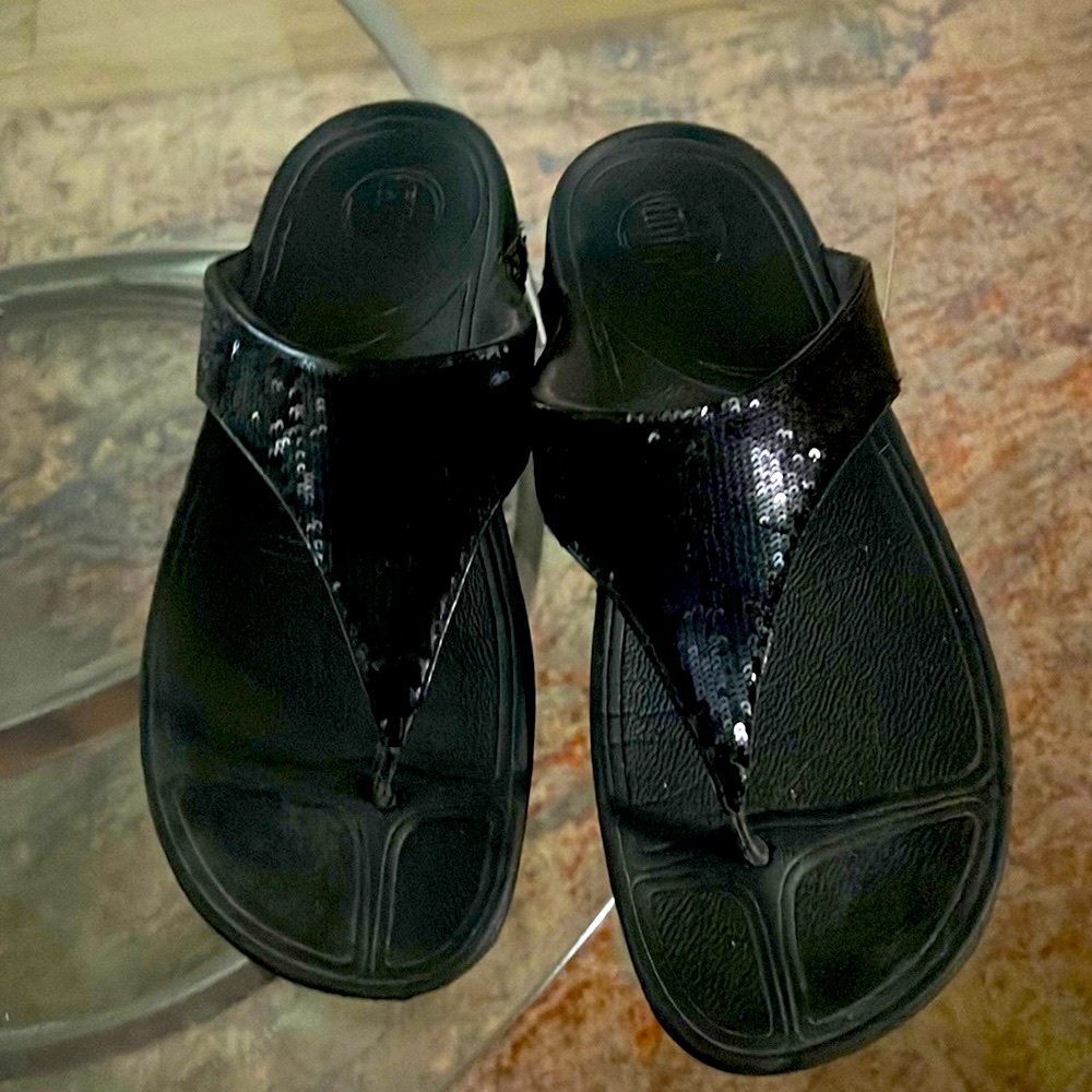 🌹FITFLOP GUC Sequined Black Size 10 Women’s Sandals!